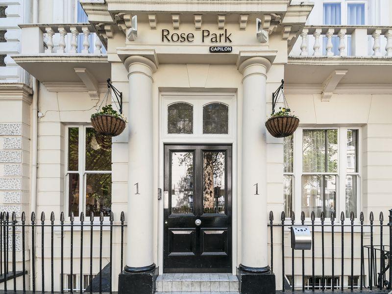 Rose Court Hotel London Exteriör bild